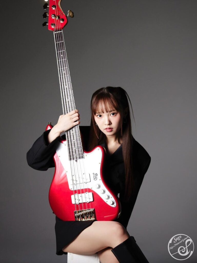 Mina様オーダー専用ページ② MINA / ex.GIRLFRIEND | Sago New Material Guitars