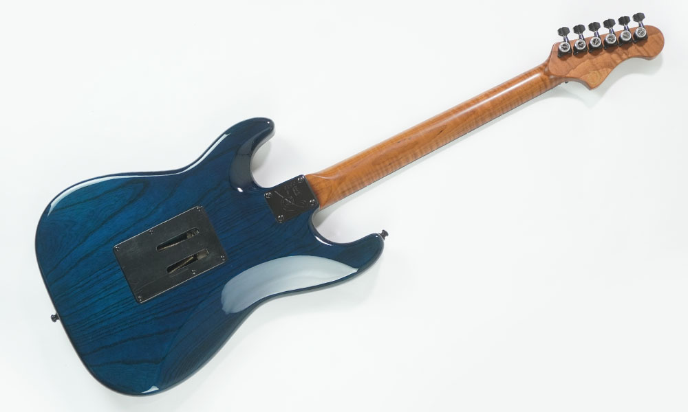 Style S-Custom | Sago New Material Guitars