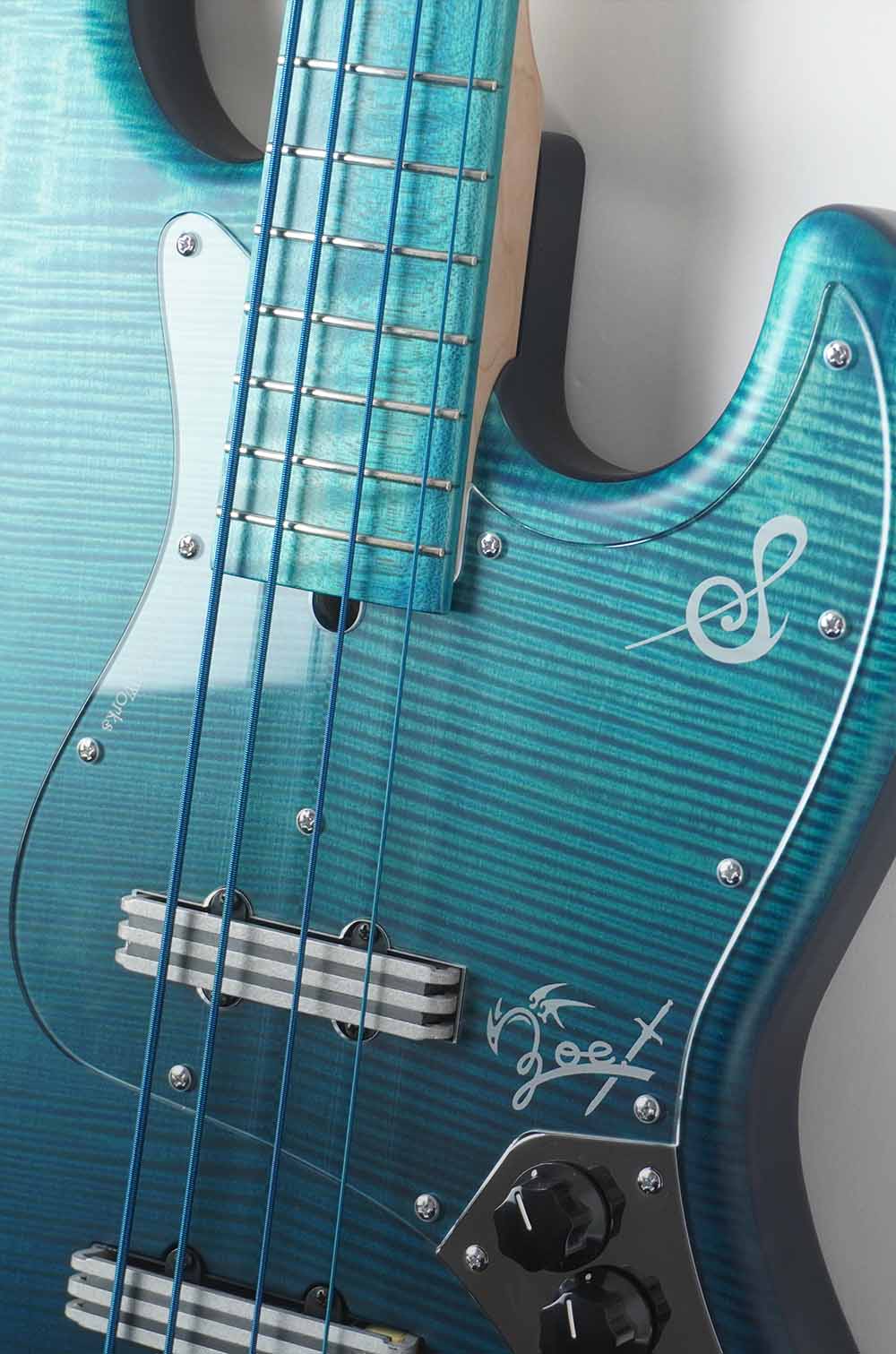 オーダーメイドギター＆ベース工房 | Sago New Material Guitars