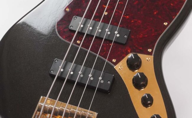 ベースのコントロールを解説